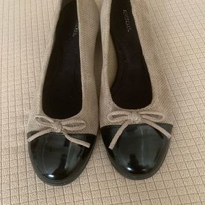 Aerosoles suede and patent leather ballet flats